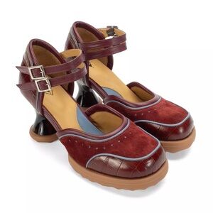 John Fluevog Qtee size 9.5 like new!